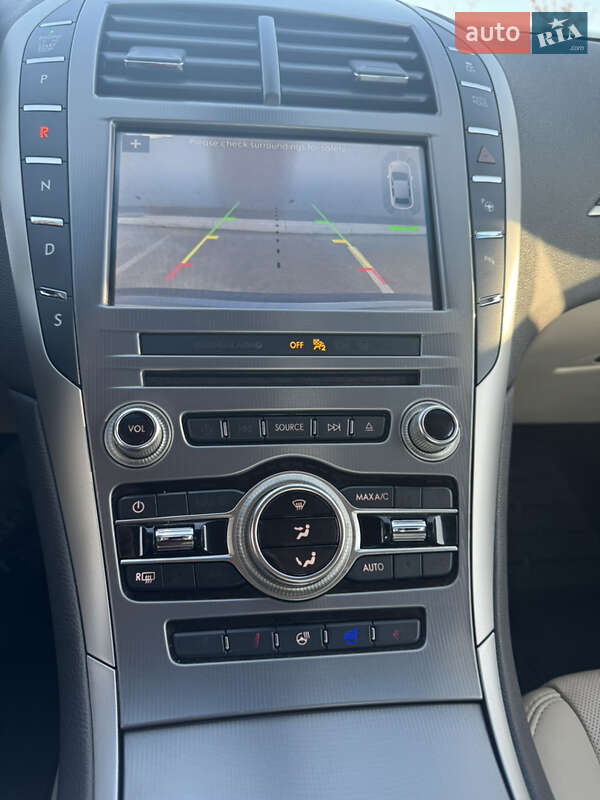 Седан Lincoln MKZ 2019 в Києві