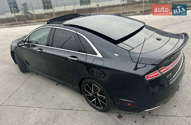 Седан Lincoln MKZ 2014 в 