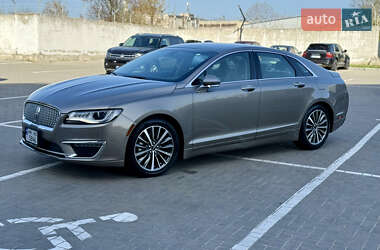 Седан Lincoln MKZ 2019 в 