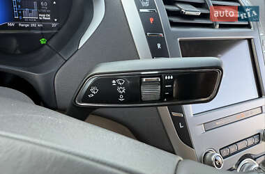 Седан Lincoln MKZ 2019 в 