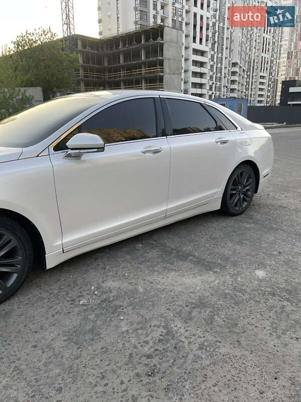 Седан Lincoln MKZ 2013 в Одессе
