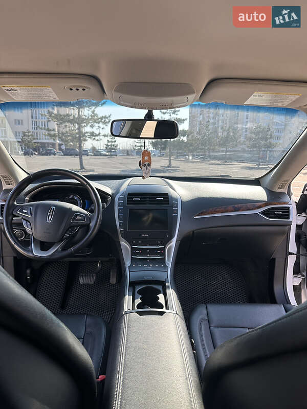 Седан Lincoln MKZ 2014 в Николаеве