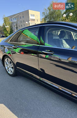 Седан Lincoln MKZ 2016 в 