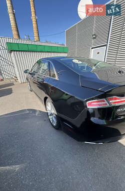 Седан Lincoln MKZ 2016 в 