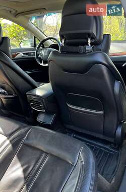 Седан Lincoln MKZ 2014 в 