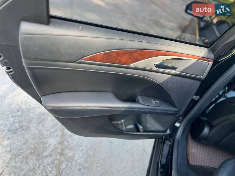 Седан Lincoln MKZ 2016 в Бережанах