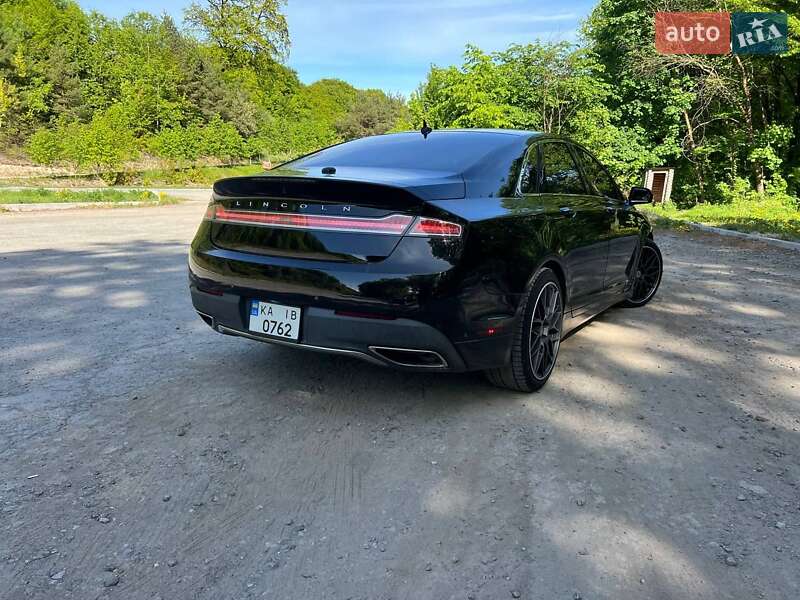 Седан Lincoln MKZ 2016 в Бережанах