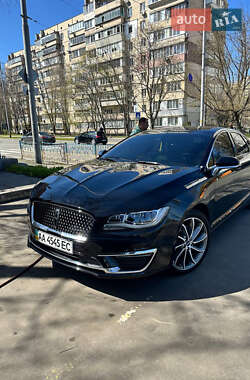 Седан Lincoln MKZ 2019 в 
