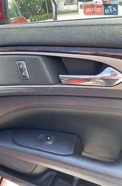 Седан Lincoln MKZ 2016 в 