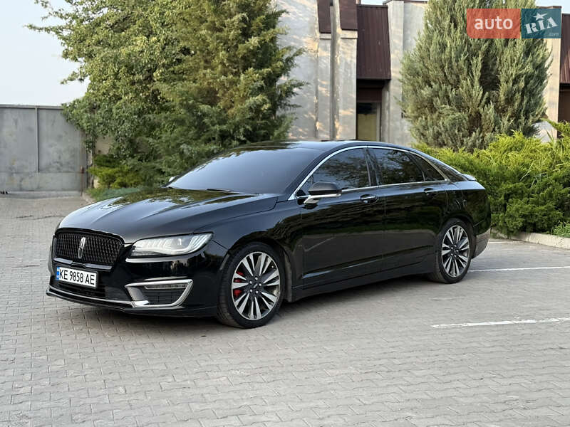 Седан Lincoln MKZ 2016 в Павлограді