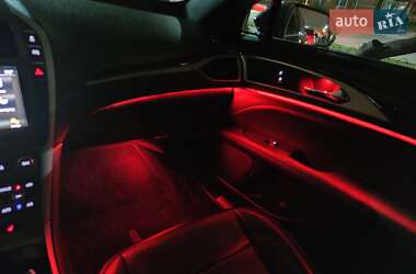 Седан Lincoln MKZ 2018 в 