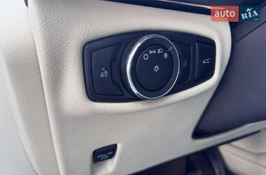 Седан Lincoln MKZ 2013 в 
