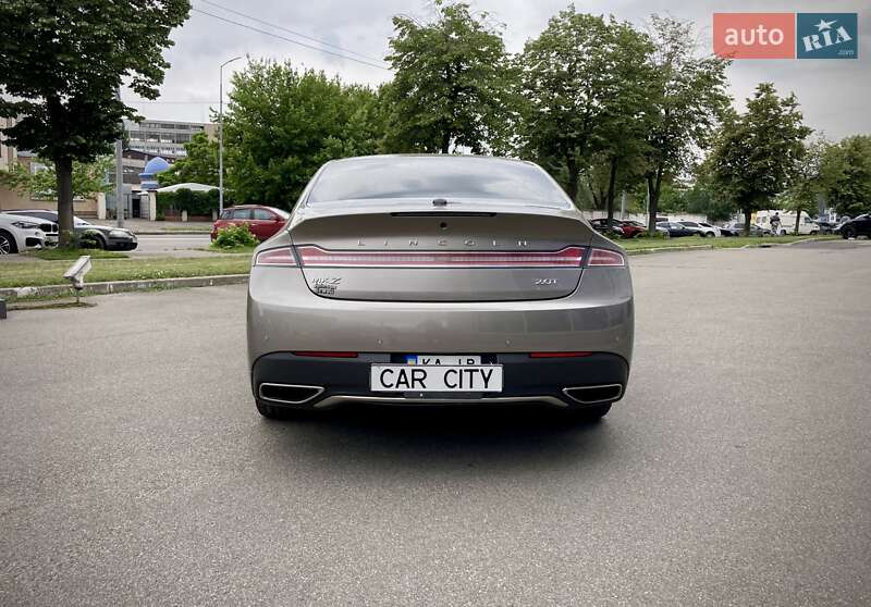 Седан Lincoln MKZ 2018 в Киеве