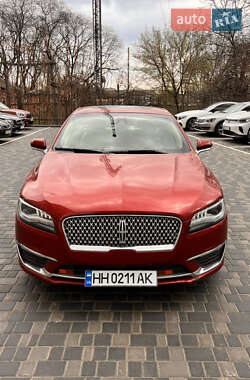 Седан Lincoln MKZ 2019 в 