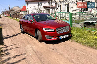 Седан Lincoln MKZ 2019 в 