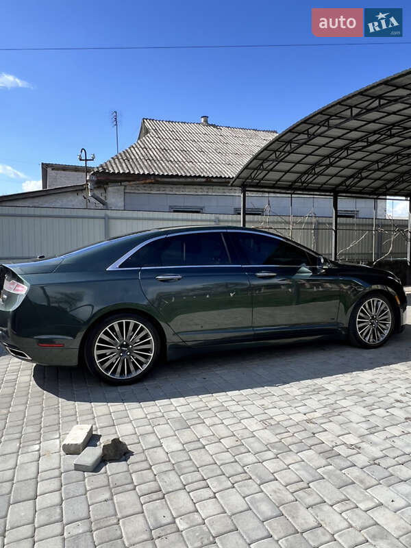 Седан Lincoln MKZ 2014 в Гайвороне