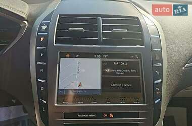 Седан Lincoln MKZ 2017 в 