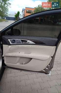 Седан Lincoln MKZ 2019 в 