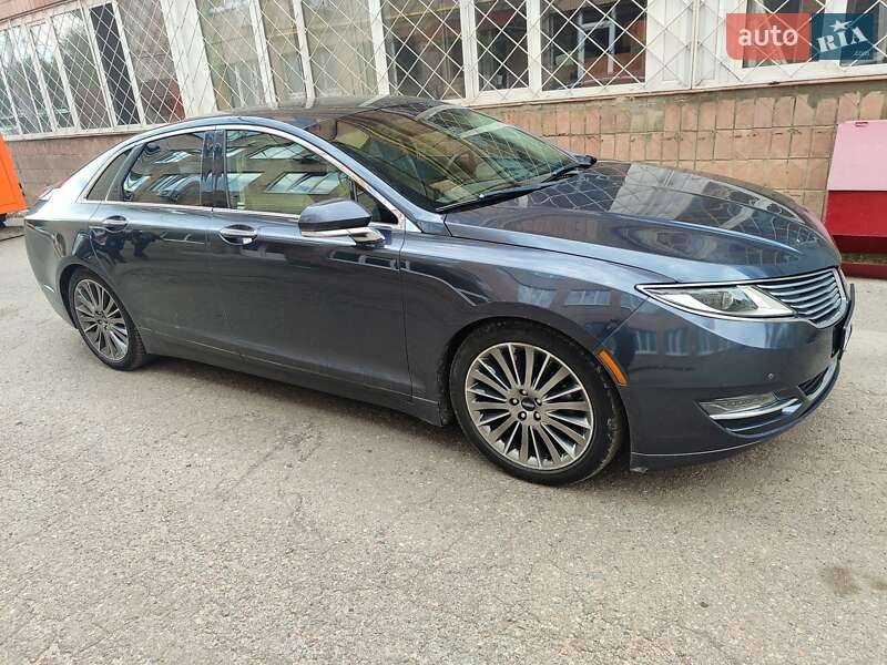 Седан Lincoln MKZ 2013 в 