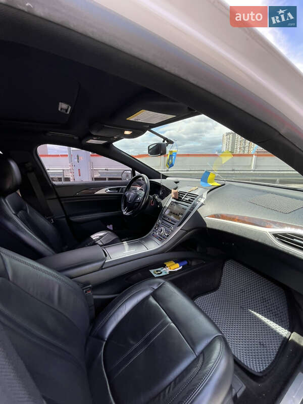 Седан Lincoln MKZ 2017 в Киеве