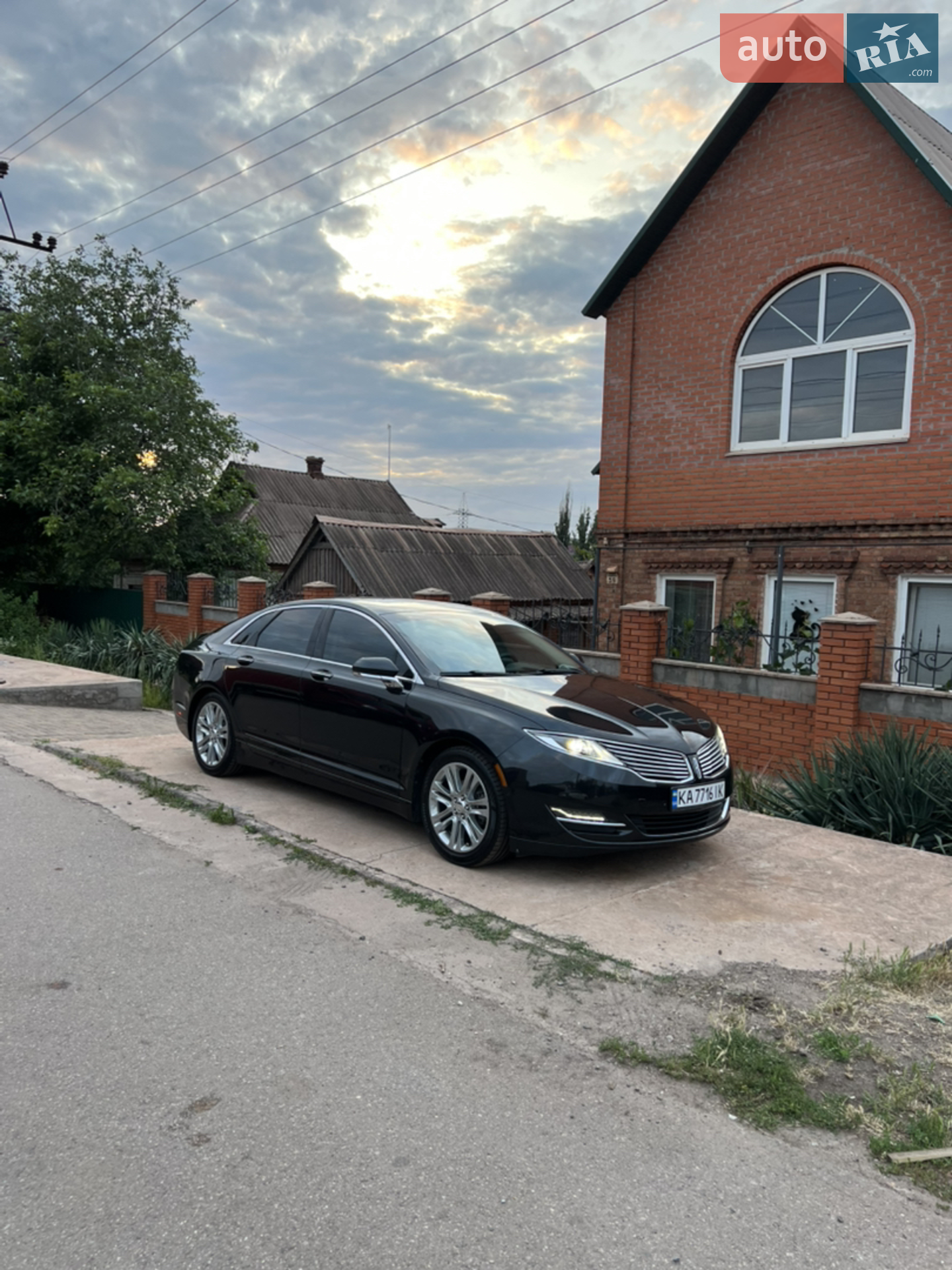 2013 Lincoln MKZ - мініатюра 4