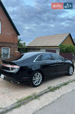 Седан Lincoln MKZ 2013 в 