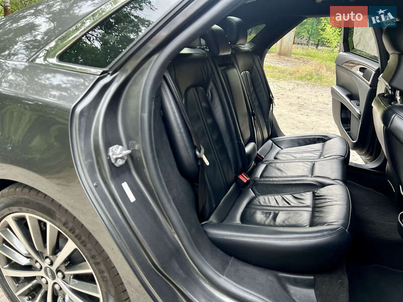 Седан Lincoln MKZ 2019 в Горішніх Плавнях