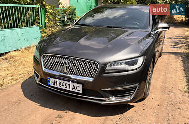 Седан Lincoln MKZ 2018 в Раздельной