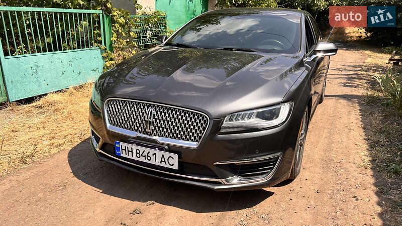 Седан Lincoln MKZ 2018 в Роздільній