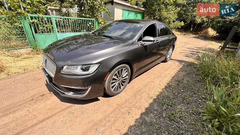 Седан Lincoln MKZ 2018 в Роздільній
