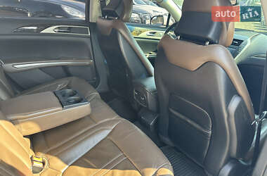 Седан Lincoln MKZ 2016 в 