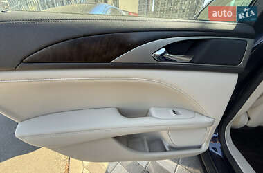 Седан Lincoln MKZ 2016 в 