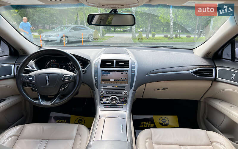 Седан Lincoln MKZ 2016 в Львове