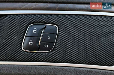 Седан Lincoln MKZ 2016 в 