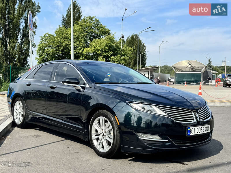 Lincoln MKZ 2014