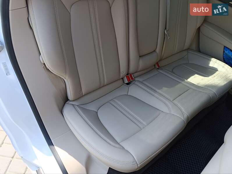 Седан Lincoln MKZ 2018 в Одессе