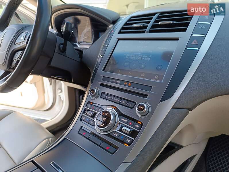 Седан Lincoln MKZ 2018 в Одессе