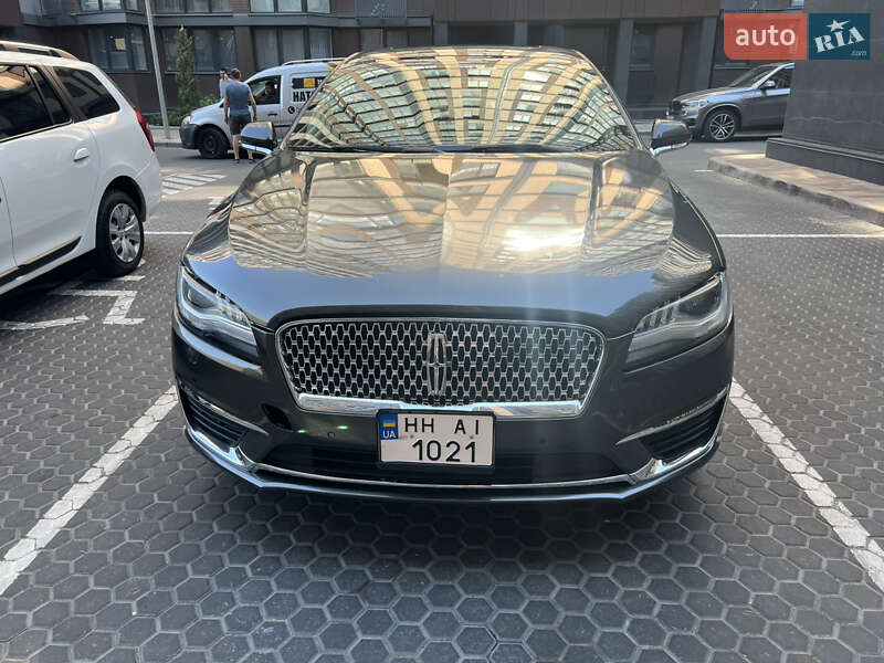 Седан Lincoln MKZ 2019 в Одессе