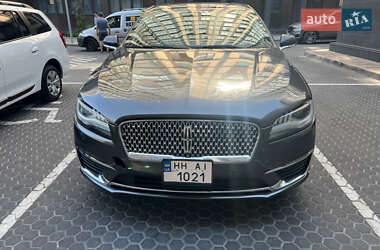 Седан Lincoln MKZ 2019 в 