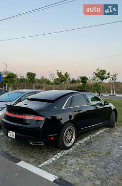 Седан Lincoln MKZ 2014 в 