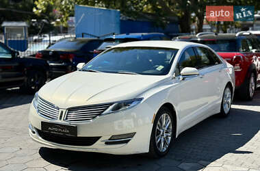 Седан Lincoln MKZ 2013 в 
