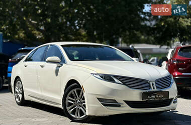 Седан Lincoln MKZ 2013 в 