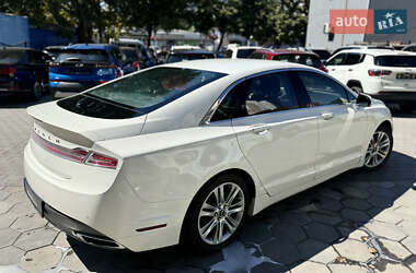 Седан Lincoln MKZ 2013 в 