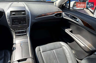 Седан Lincoln MKZ 2013 в 