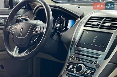 Седан Lincoln MKZ 2017 в 