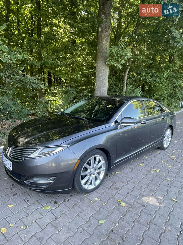 Lincoln MKZ 2014