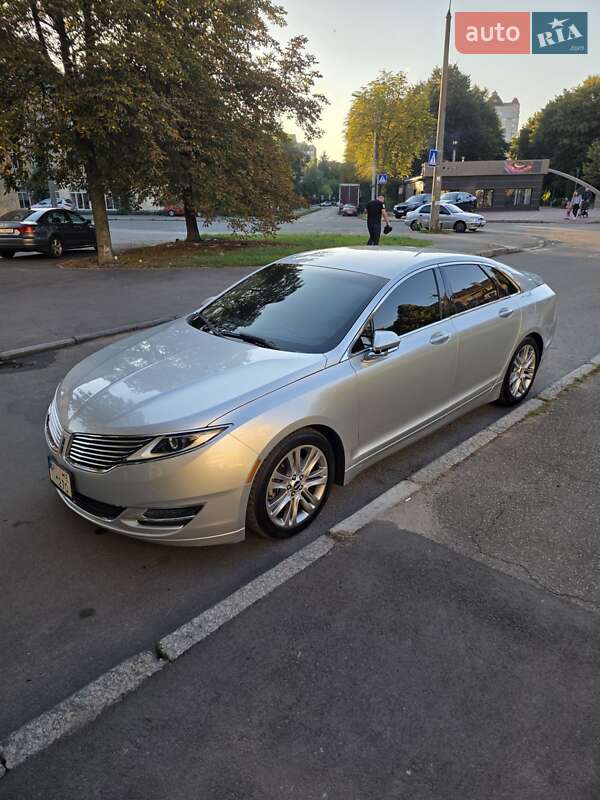 Lincoln MKZ 2015