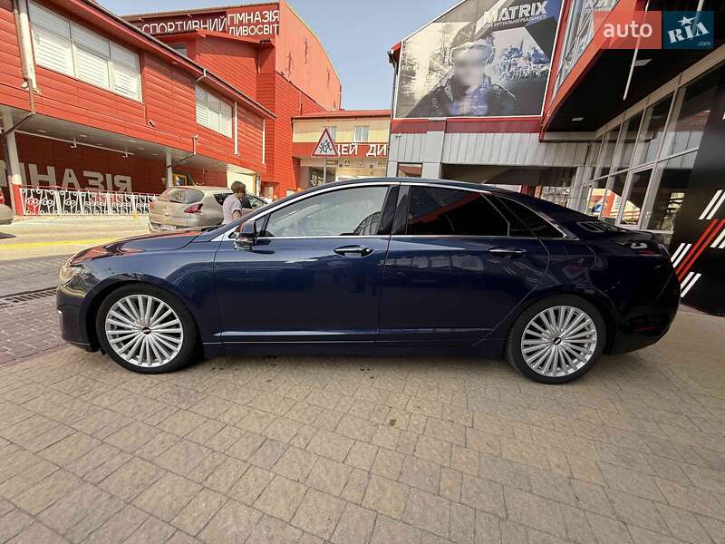 Седан Lincoln MKZ 2016 в Львові