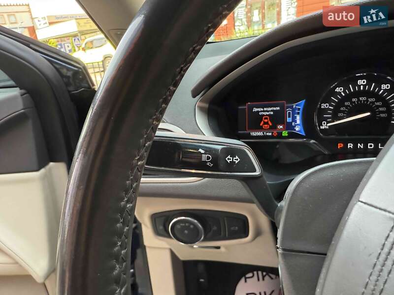 Седан Lincoln MKZ 2016 в Львові