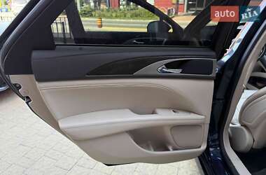 Седан Lincoln MKZ 2016 в 